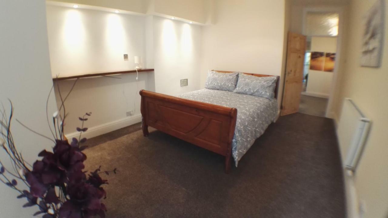 Large Garden Flat Near Marine Lake Weston-super-Mare Esterno foto
